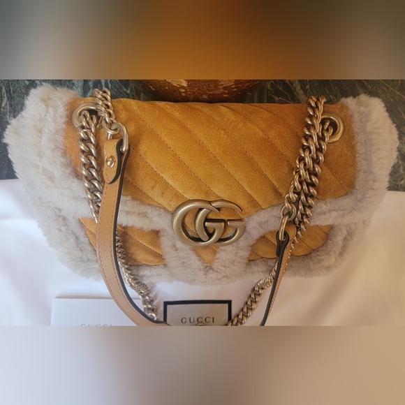 NWT $3600 GUCCI MARMONT TAN SUEDE SHEARLING LAMBSWOOL MEDIUM FLAP SHOULDER BAG - Picture 13 of 14
